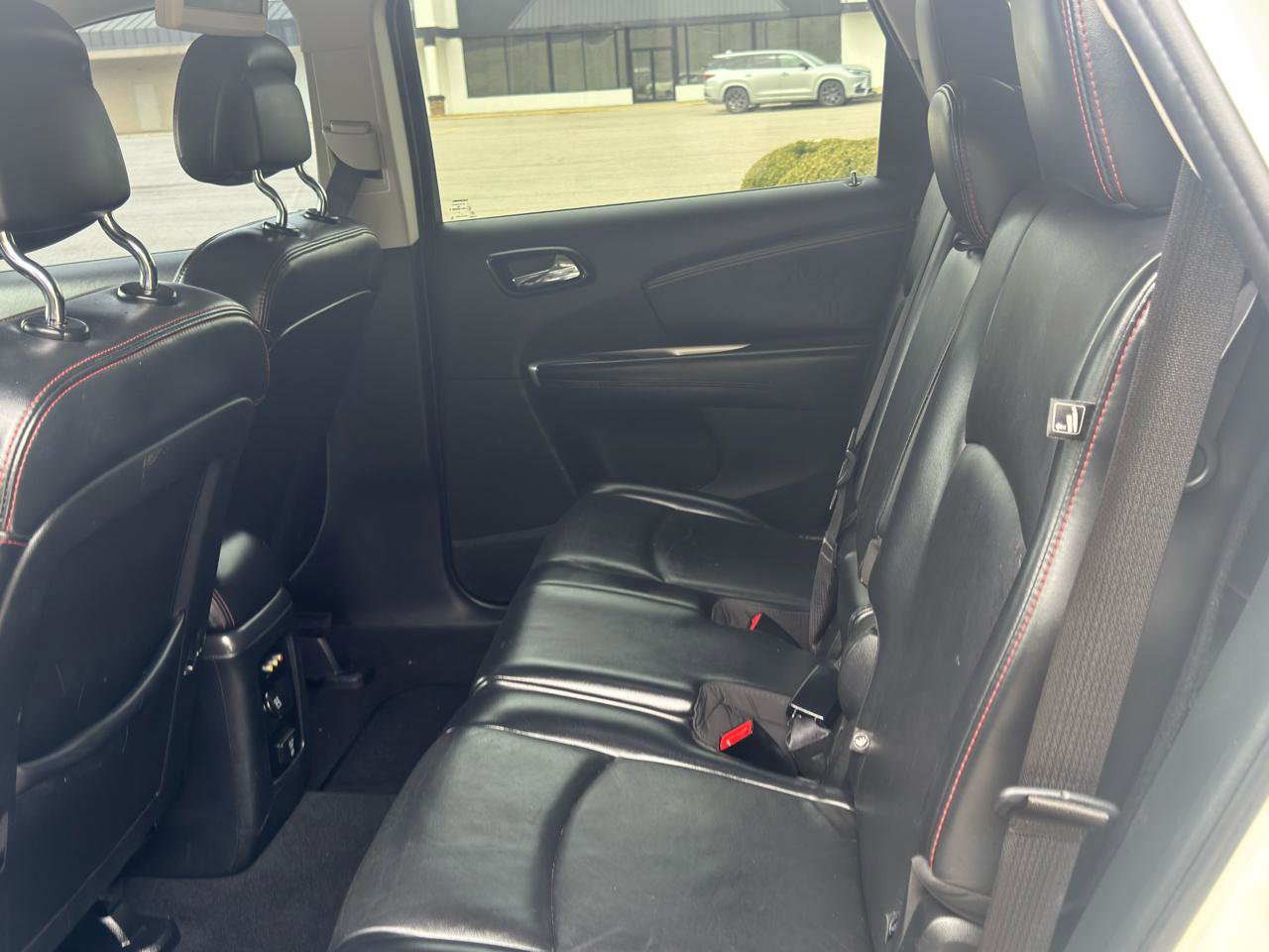 Used 2012 Dodge Journey R/T w/ Flexible Seating Group image 40