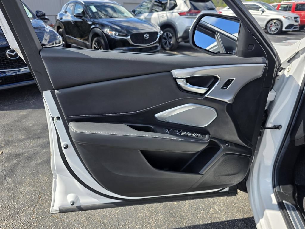 Used 2023 Acura RDX w/ Technology Package FWD image 12