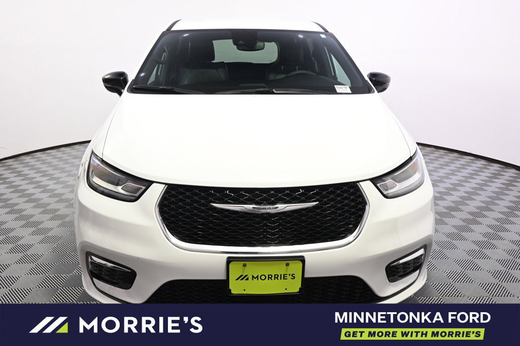 Used 2026 Chrysler Pacifica Select FWD image 11
