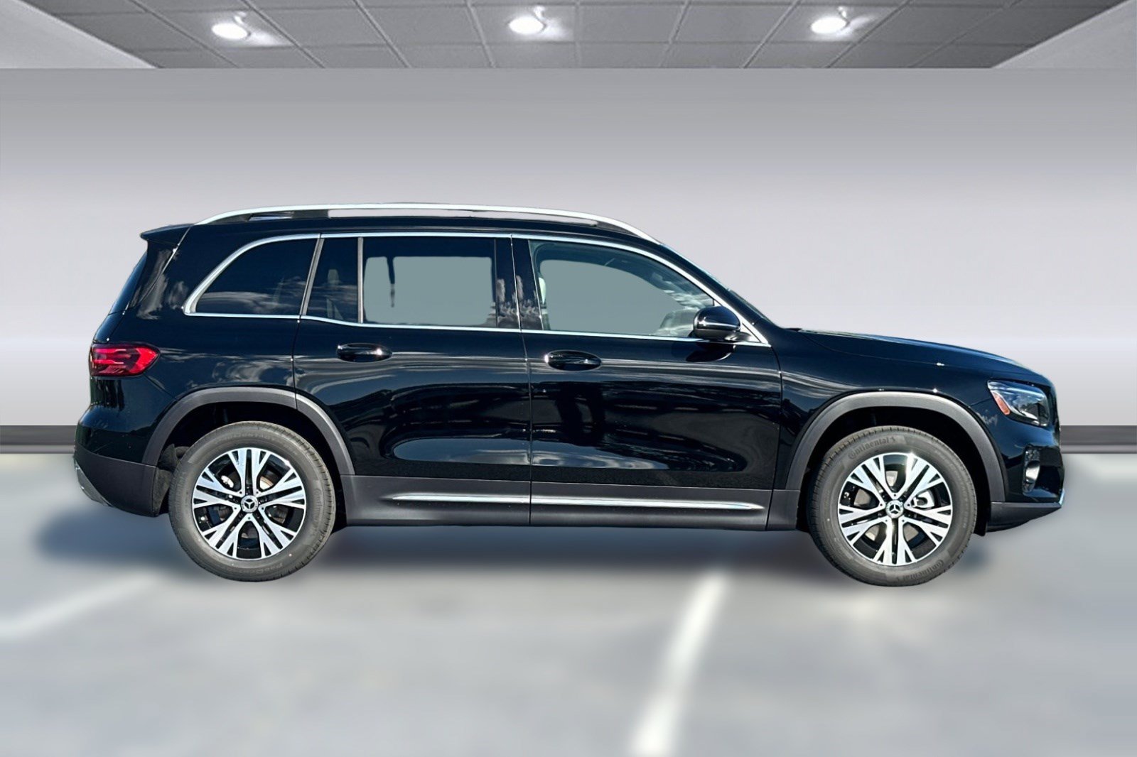 New 2026 Mercedes-Benz GLB 250 image 8