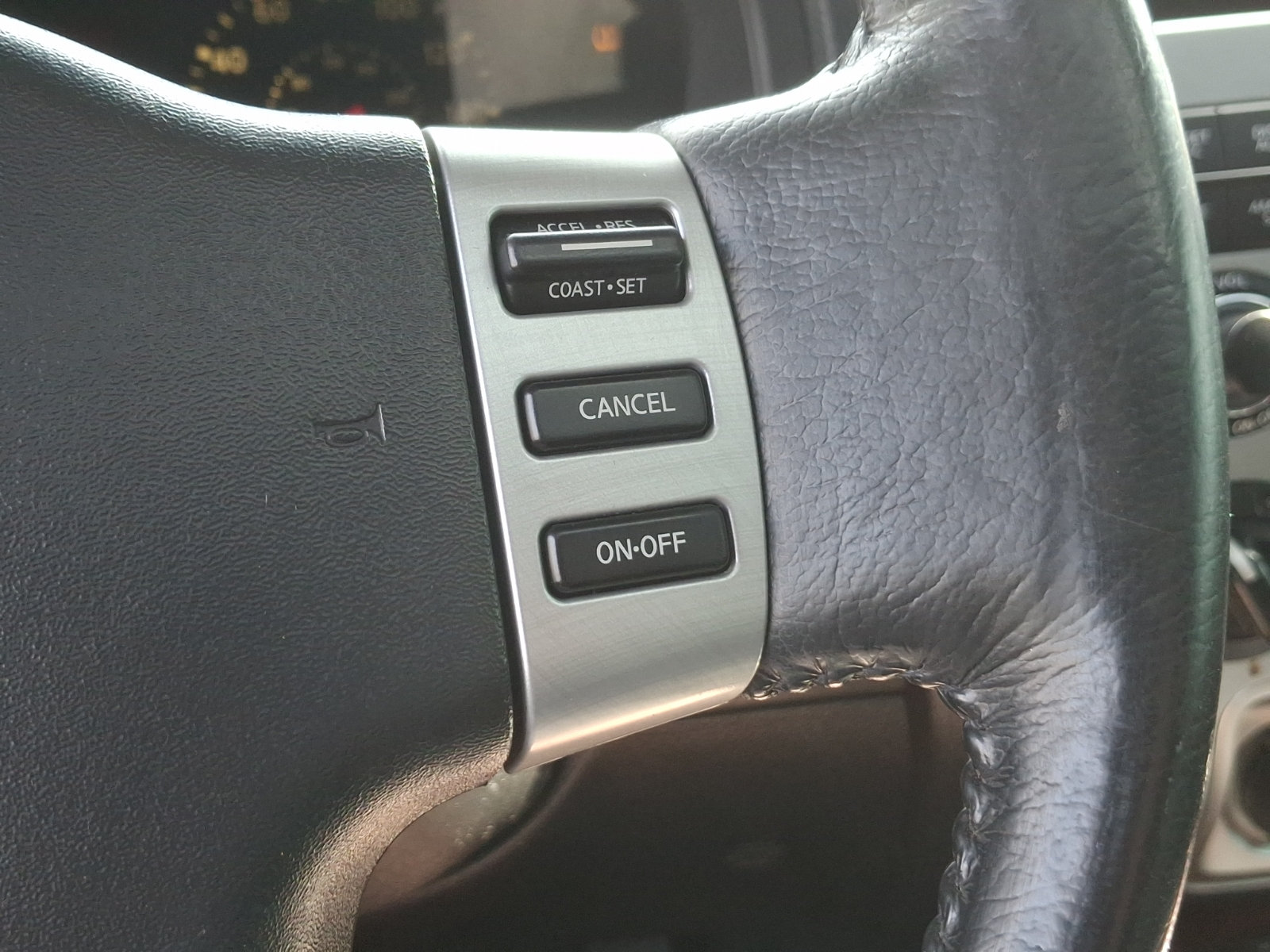 Used 2008 INFINITI QX56 4WD image 24