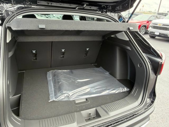 New 2026 Chevrolet Trax LT w/ LT Convenience Package FWD image 23