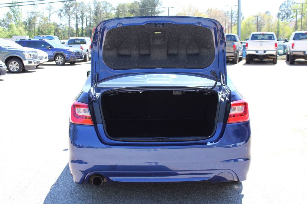 Used 2015 Subaru Legacy 2.5i Limited AWD/4WD image 9