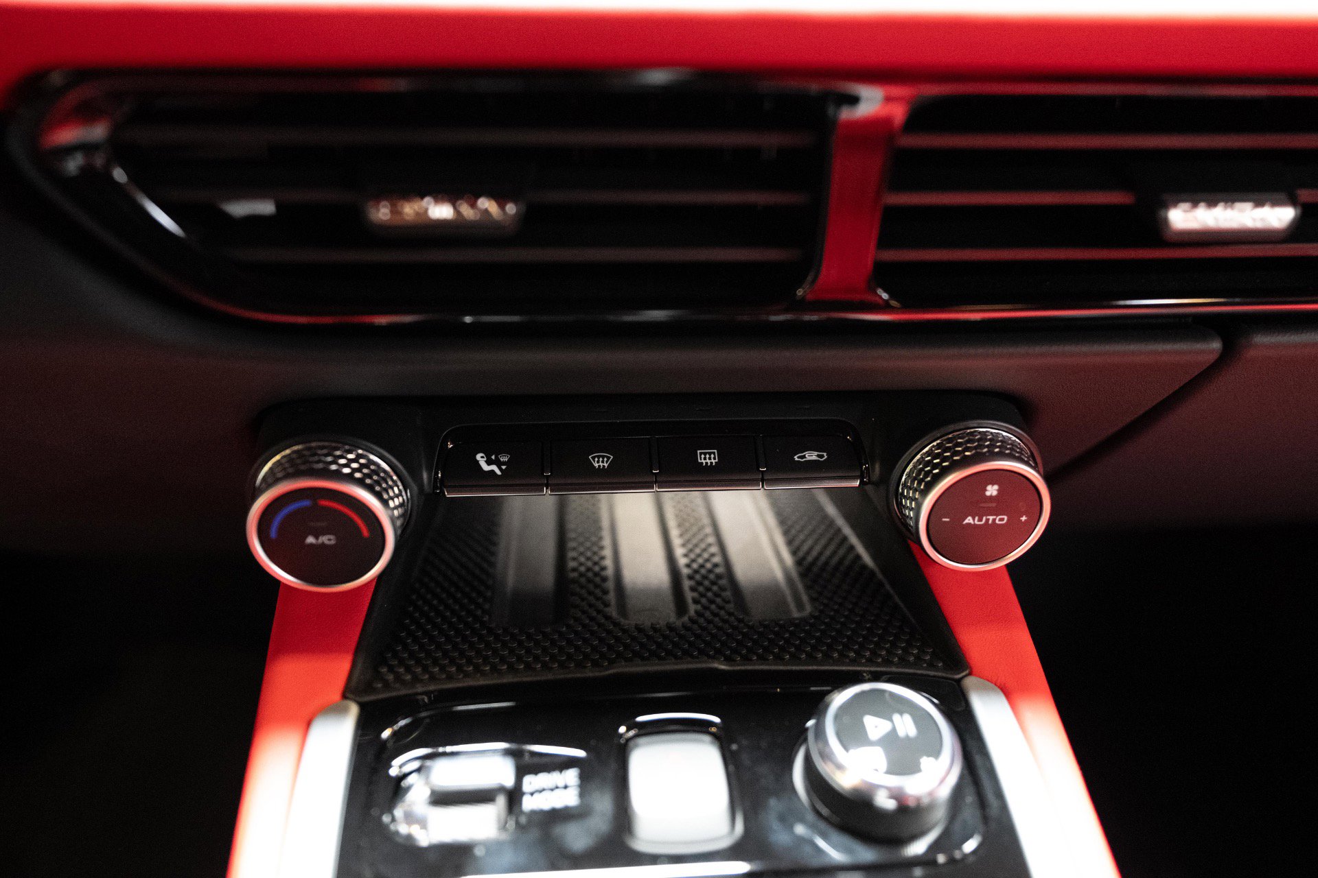 Used 2024 Lotus Emira First Edition image 73