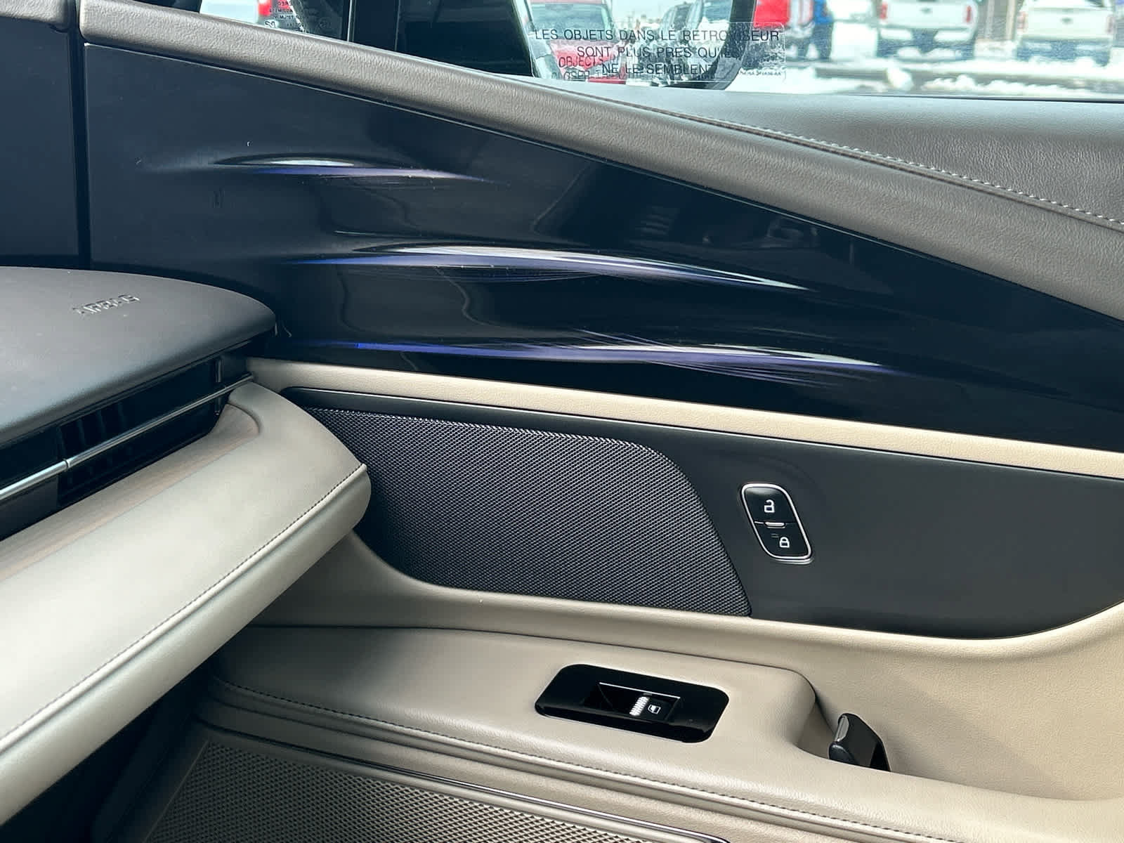Used 2024 Lincoln Nautilus Reserve AWD/4WD image 42