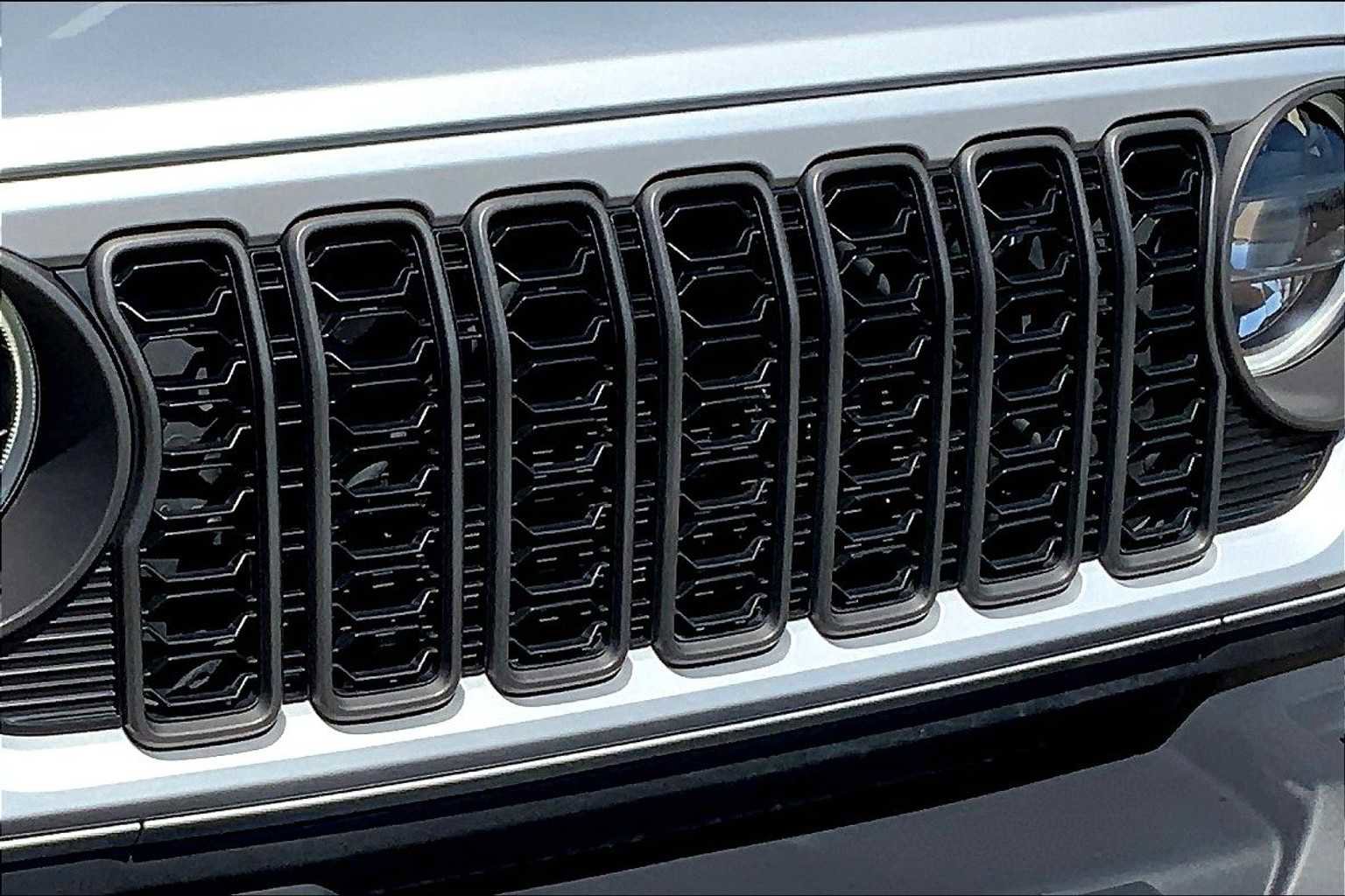 Used 2024 Jeep Wrangler Unlimited Rubicon image 57