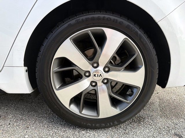 Used 2019 Kia Optima S w/ S Panoramic Sunroof Package image 10