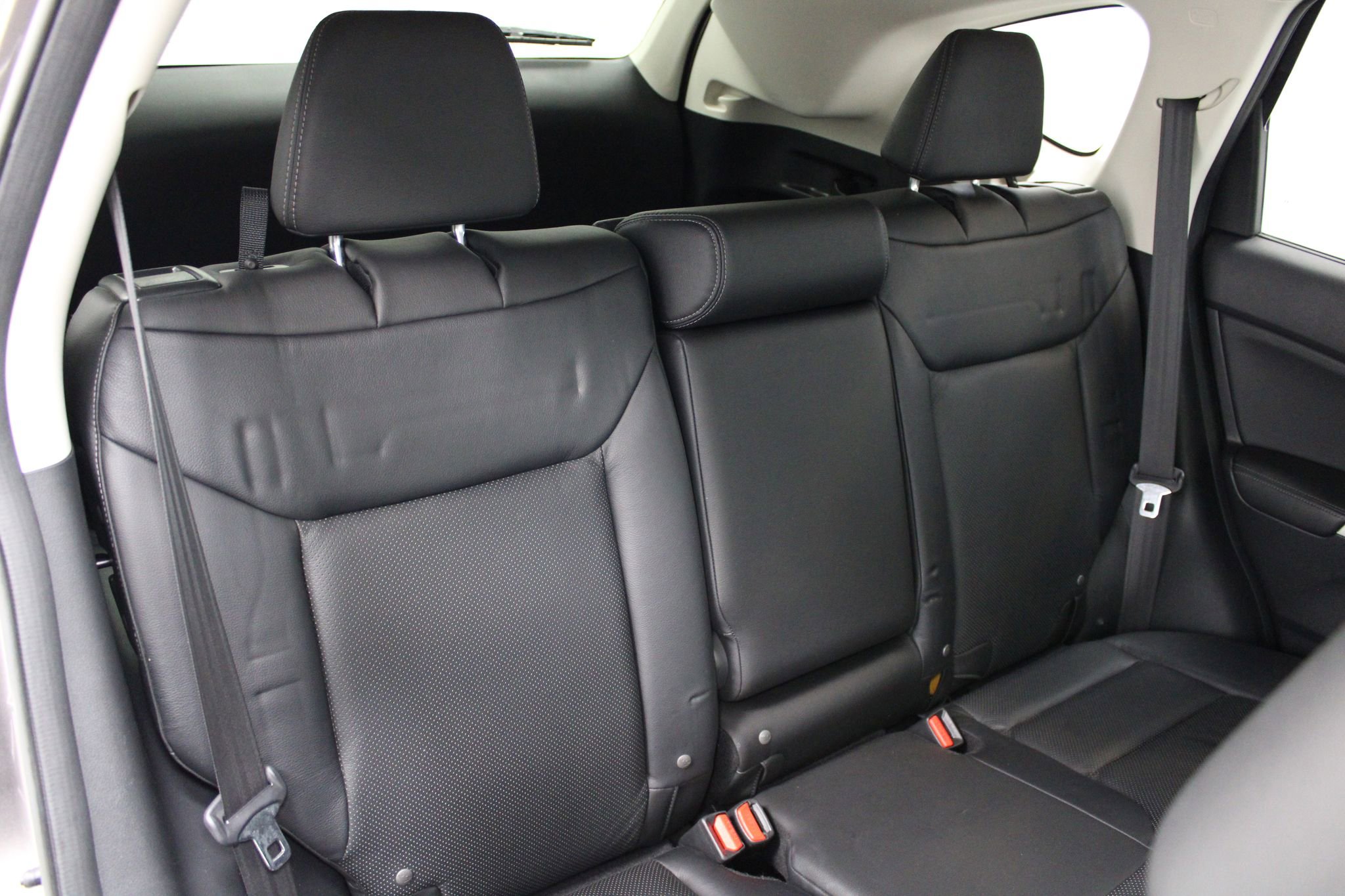 Used 2015 Honda CR-V Touring image 26