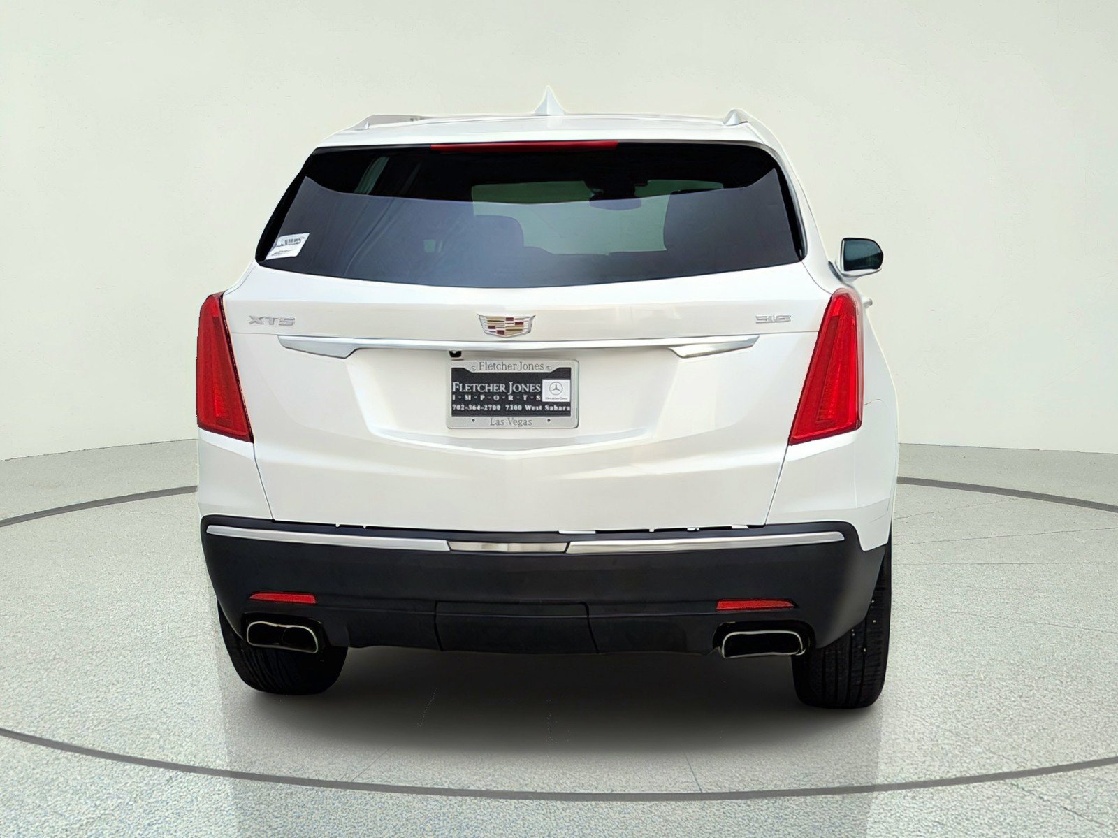 Used 2017 Cadillac XT5 Luxury w/ Driver Awareness Package FWD image 10