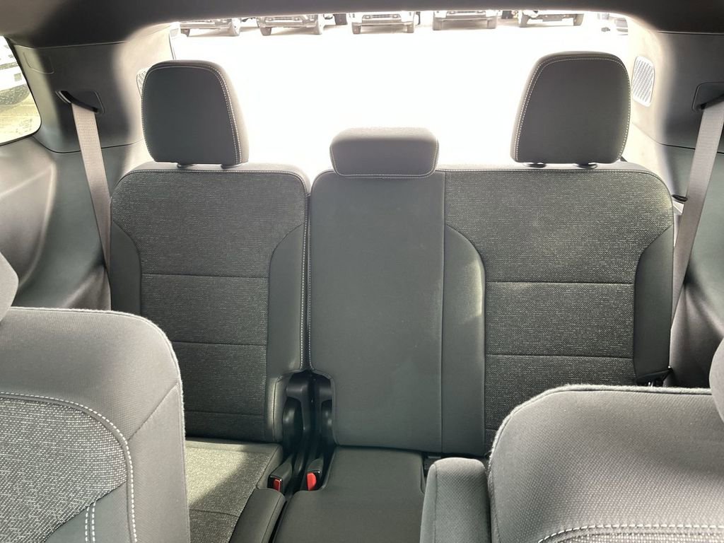 New 2026 Chevrolet Traverse LT w/ Driver Confidence Package FWD image 23