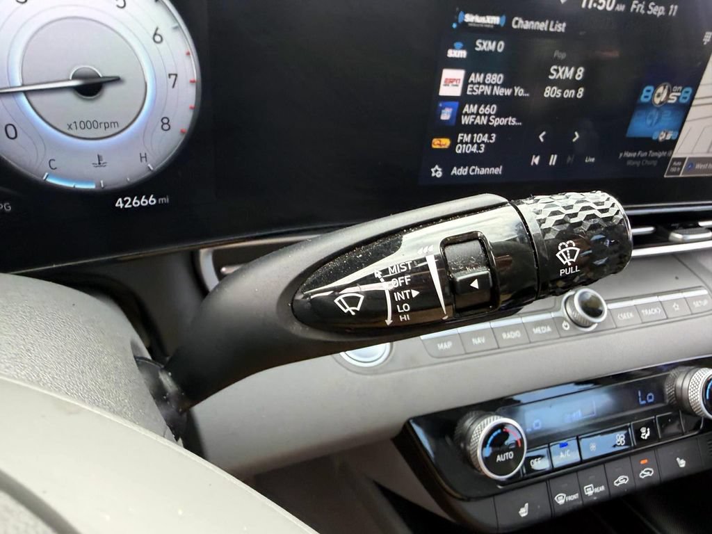 Certified 2023 Hyundai Elantra SEL w/ Convenience Package FWD image 22