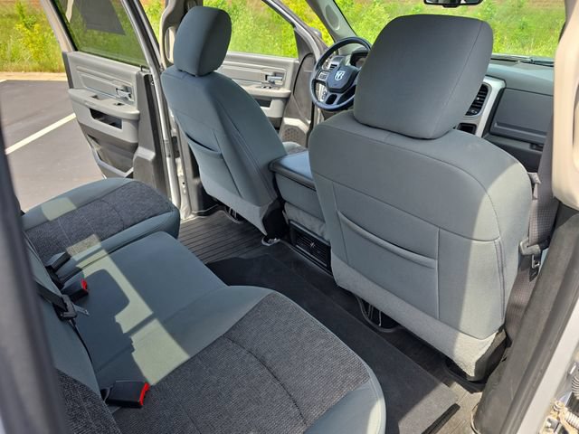 Used 2019 RAM 1500 Big Horn AWD/4WD image 11