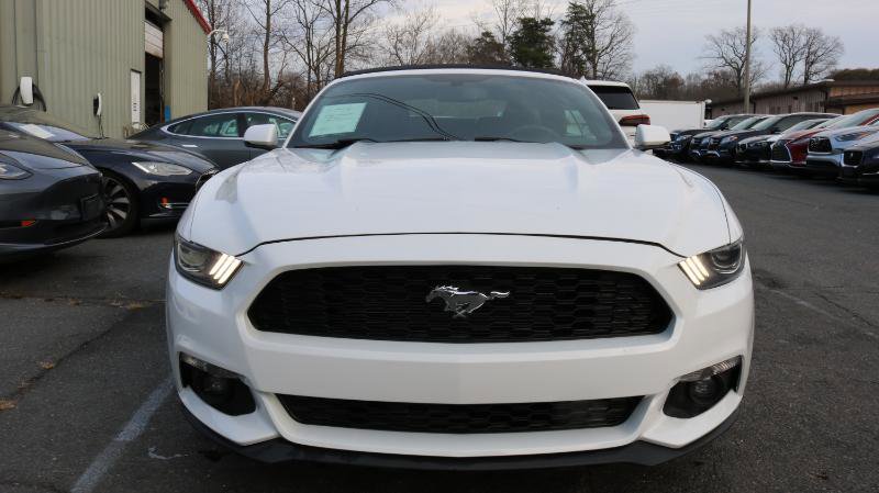 Used 2016 Ford Mustang Premium image 3