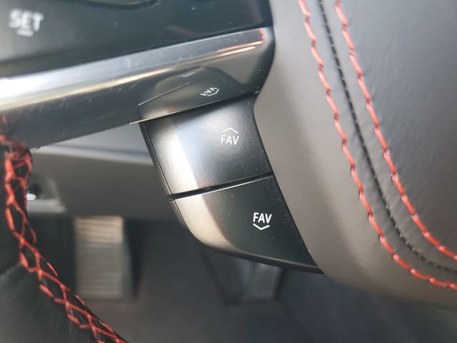 Used 2024 Chevrolet Corvette Stingray Premium Cpe w/ Stealth Interior Trim Package image 13