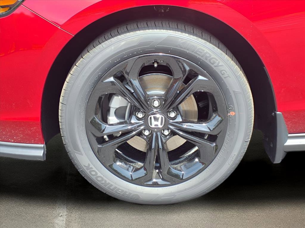 New 2025 Honda Accord SE image 11