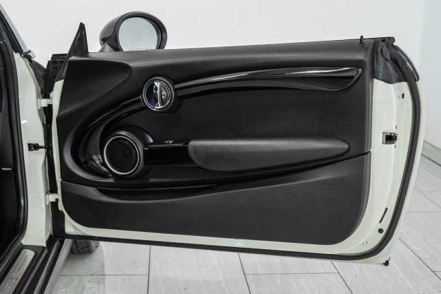 Used 2015 MINI Cooper S FWD image 40