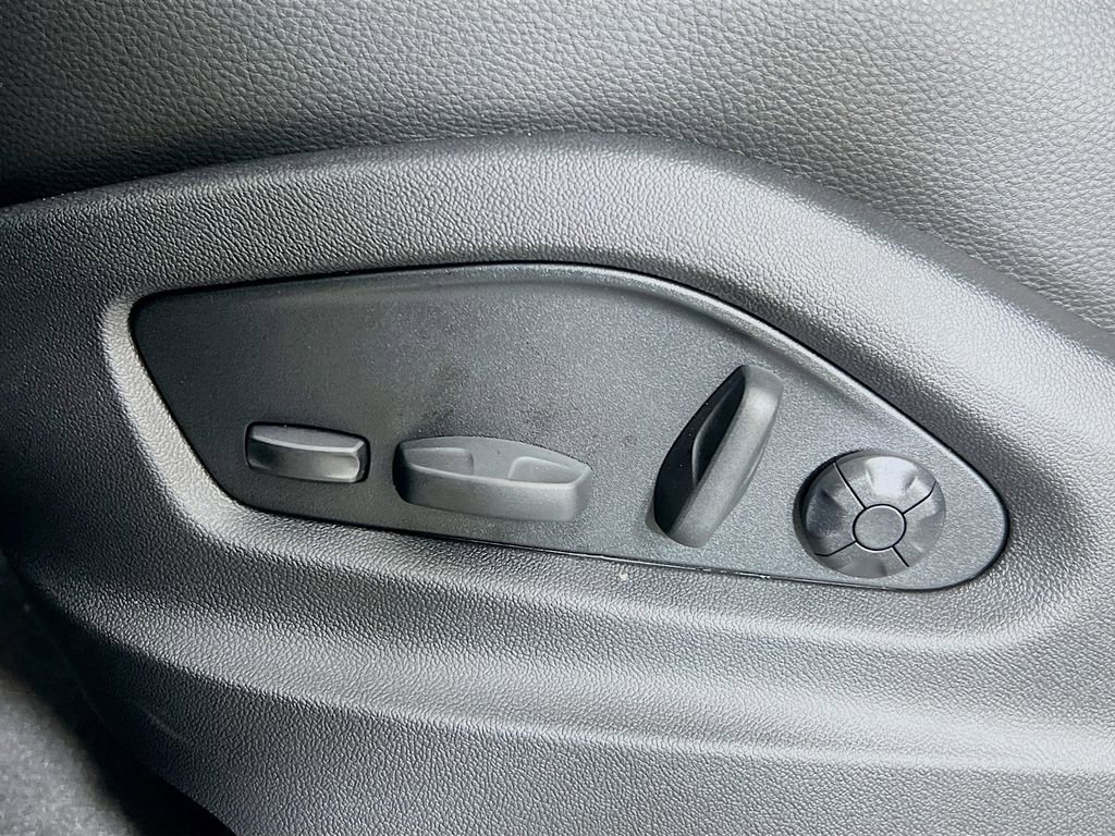 New 2026 Porsche Cayenne image 22