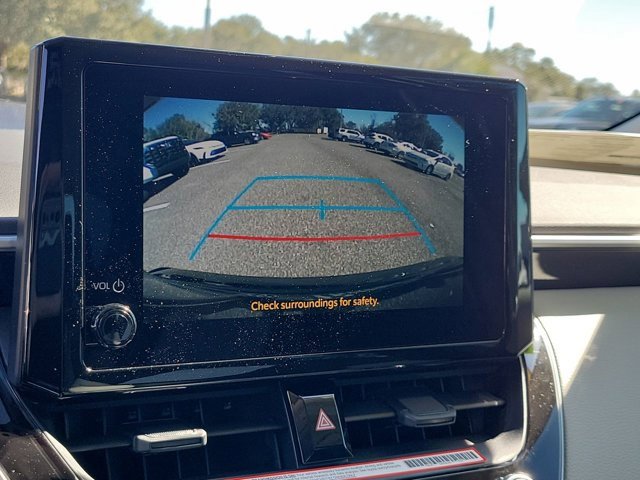 Used 2025 Toyota Corolla LE image 26