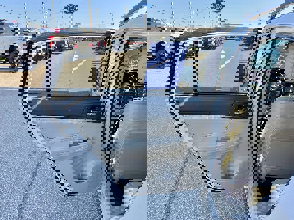 Used 2014 Subaru Crosstrek 2.0i Limited AWD/4WD image 14