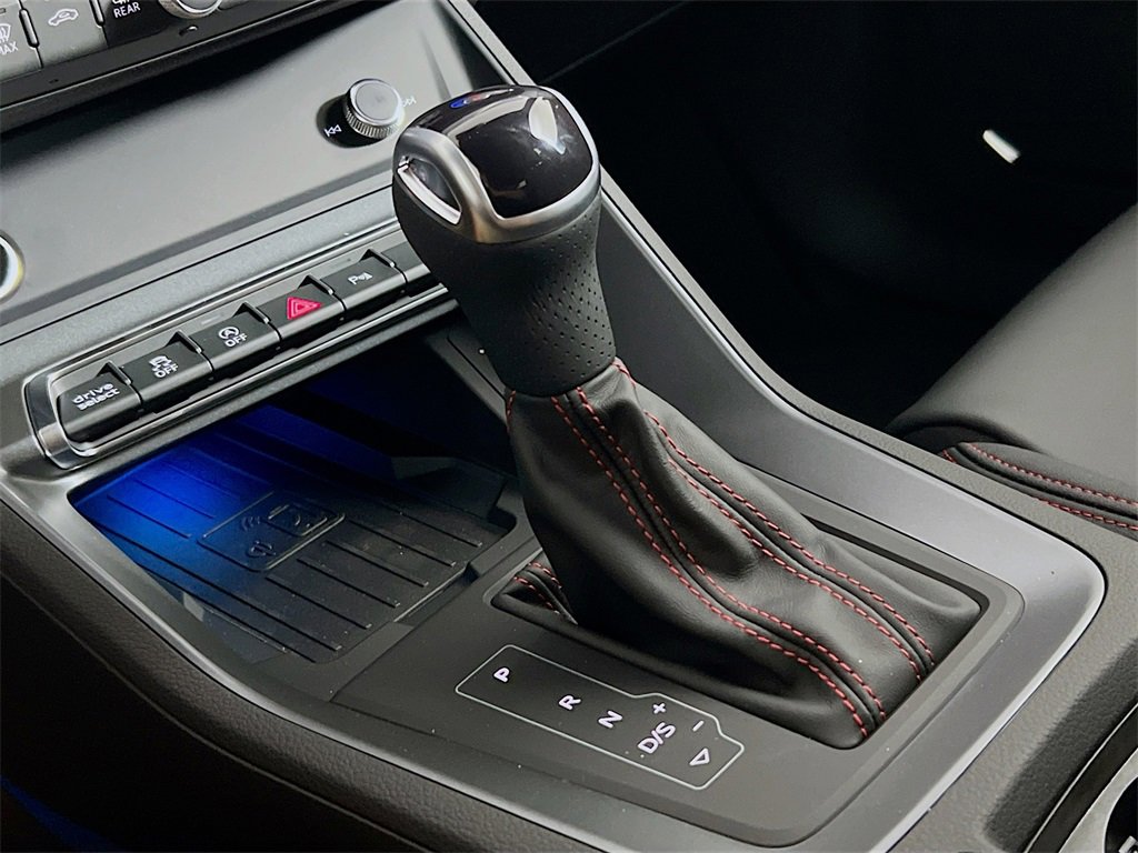 New 2025 Audi Q3 2.0T Premium Plus image 17