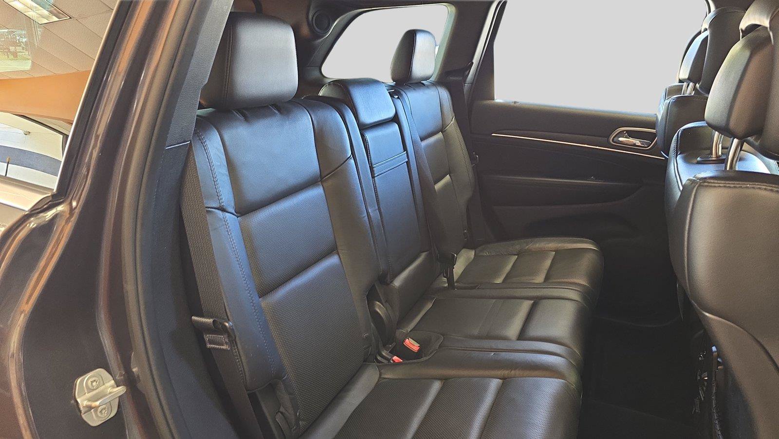 Used 2018 Jeep Grand Cherokee Limited w/ Luxury Group II AWD/4WD image 17