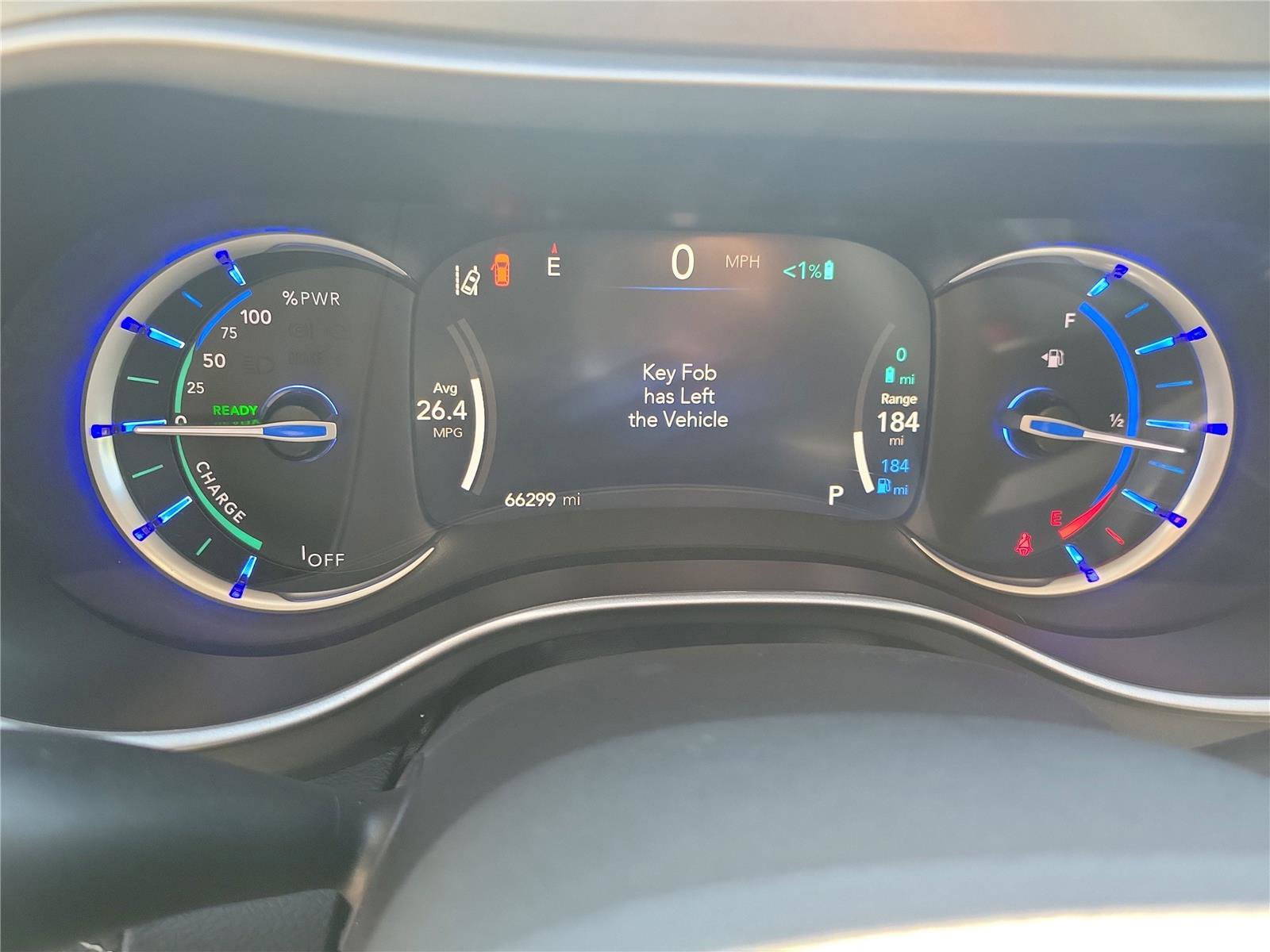 Used 2023 Chrysler Pacifica Touring-L image 24