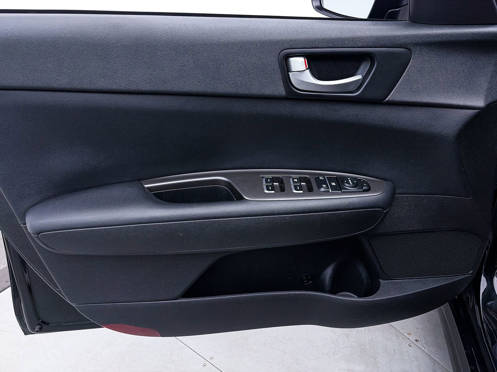 Used 2019 Kia Optima LX image 15