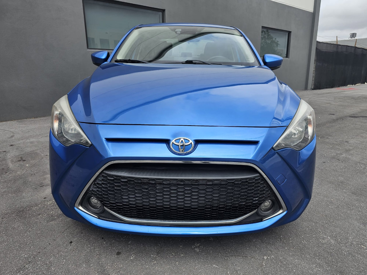 Used 2019 Toyota Yaris LE image 14