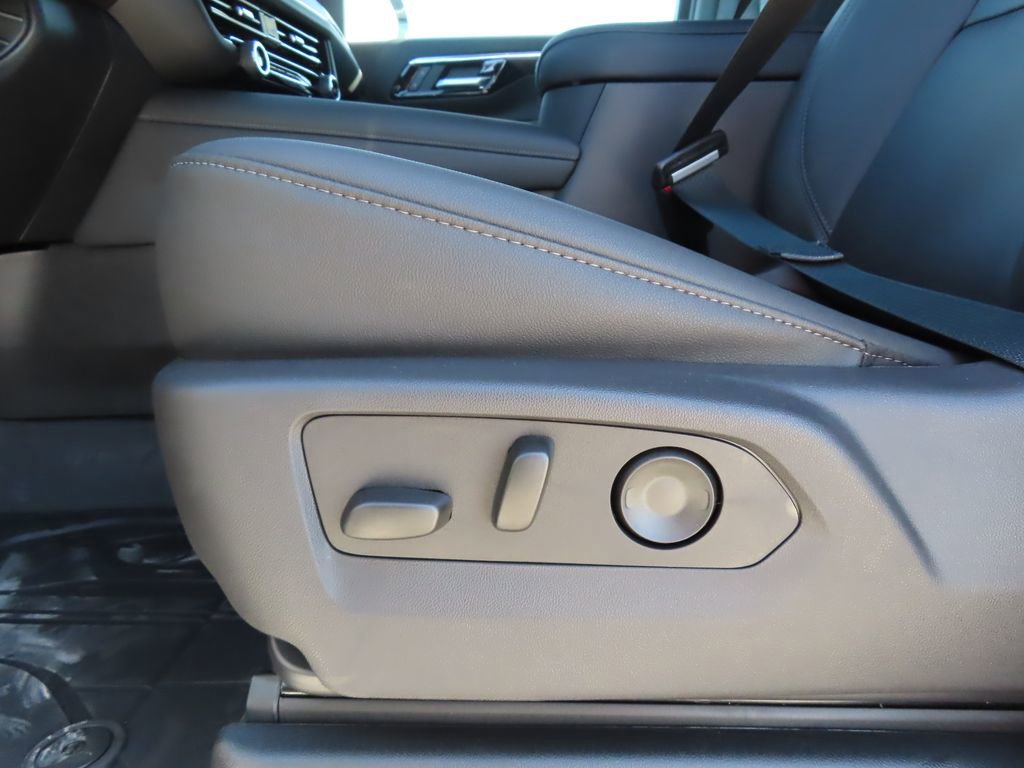 New 2026 Chevrolet Tahoe LT w/ Comfort Package AWD/4WD image 9