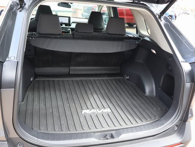 Used 2023 Toyota RAV4 XLE w/ Convenience Package AWD/4WD image 14