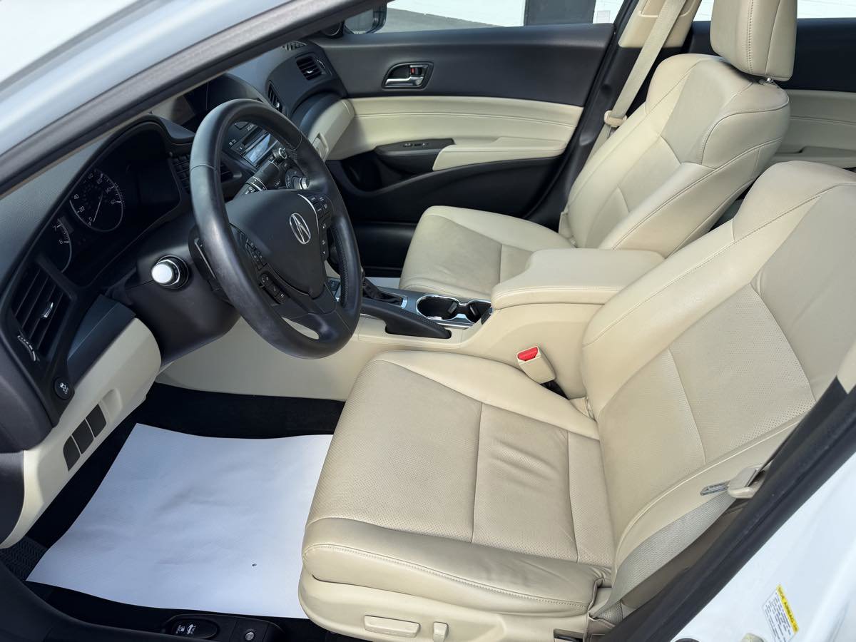 Used 2014 Acura ILX w/ Technology Package image 10