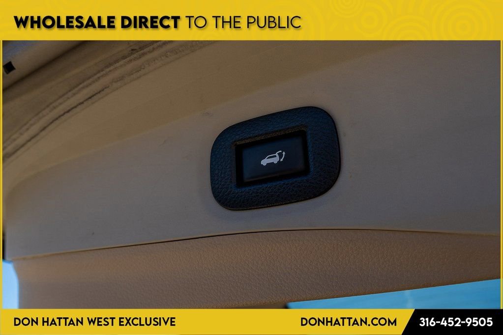 Used 2017 Nissan Rogue SV w/ SV Premium Package image 30