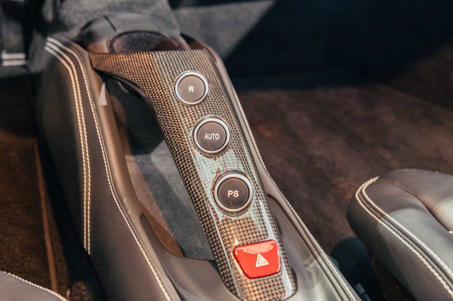 Used 2016 Ferrari 488 GTB - FACTORY TWO TONE PAINT - CAR image 21