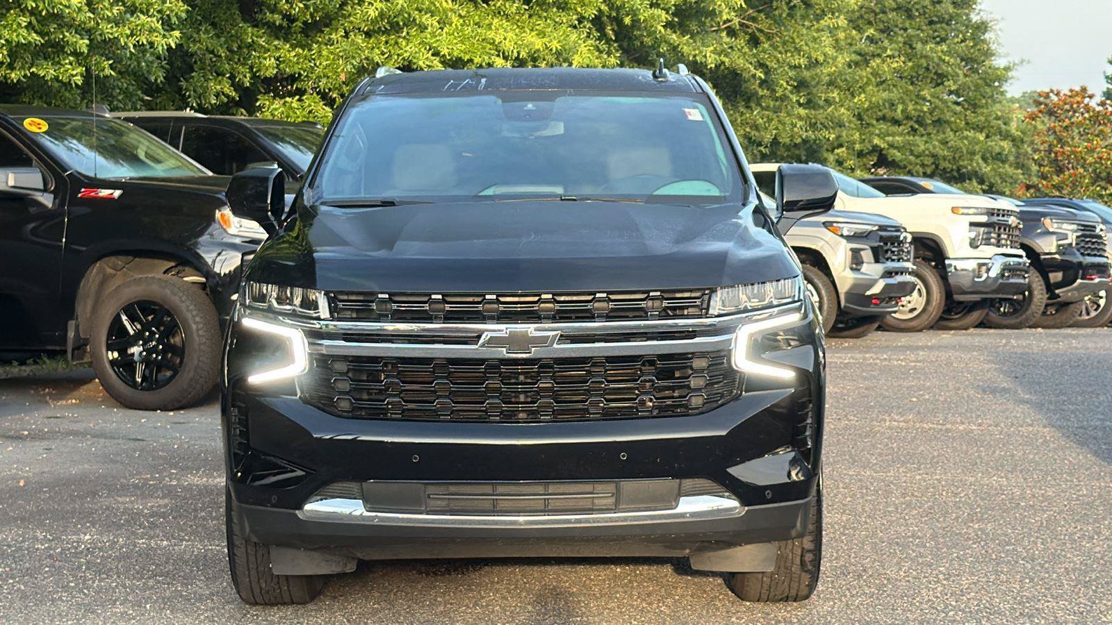Used 2024 Chevrolet Tahoe LS w/ Driver Alert Package RWD image 2