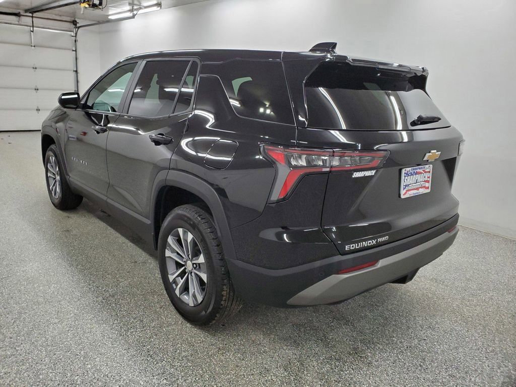 Used 2026 Chevrolet Equinox LT AWD/4WD image 7