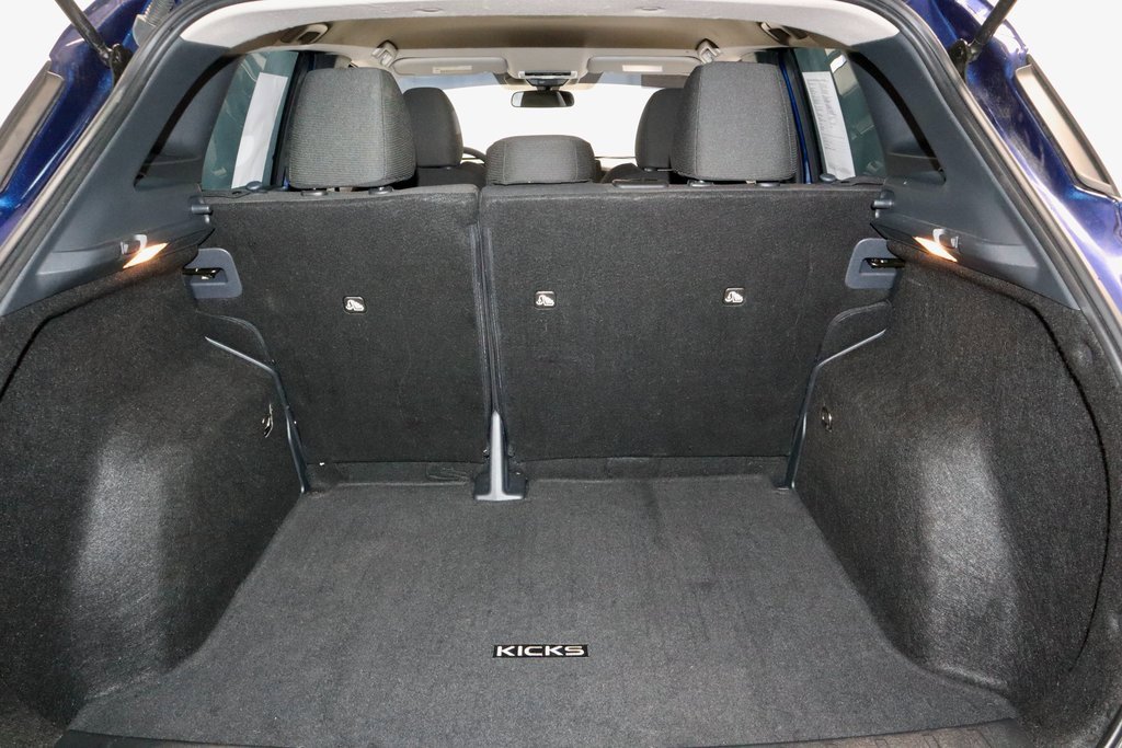 Certified 2025 Nissan Kicks S image 13