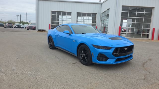 Used 2025 Ford Mustang GT image 4