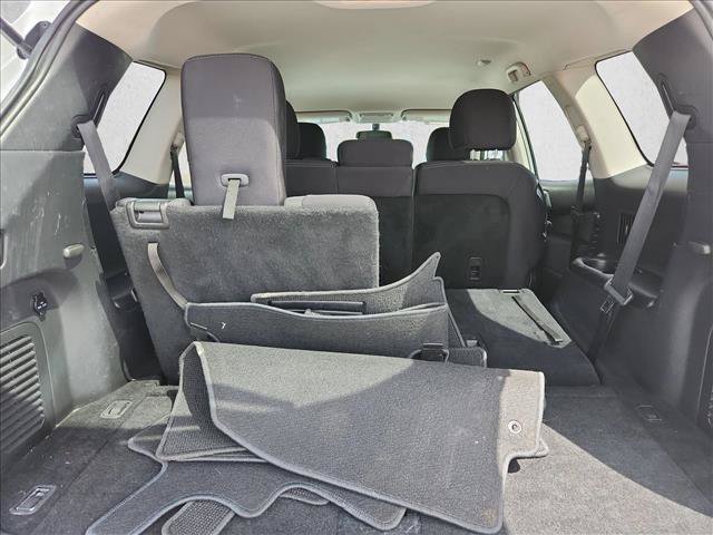Used 2017 Nissan Pathfinder SV AWD/4WD image 24