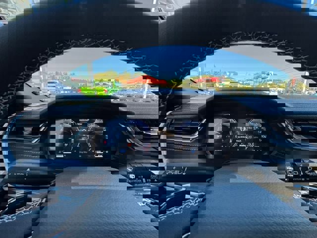 New 2025 Jeep Grand Cherokee Limited w/ Black Appearance Package image 25