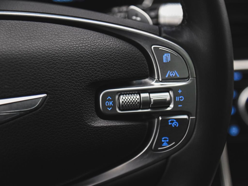 Used 2023 Genesis GV80 2.5T w/ Prestige Package AWD/4WD image 32