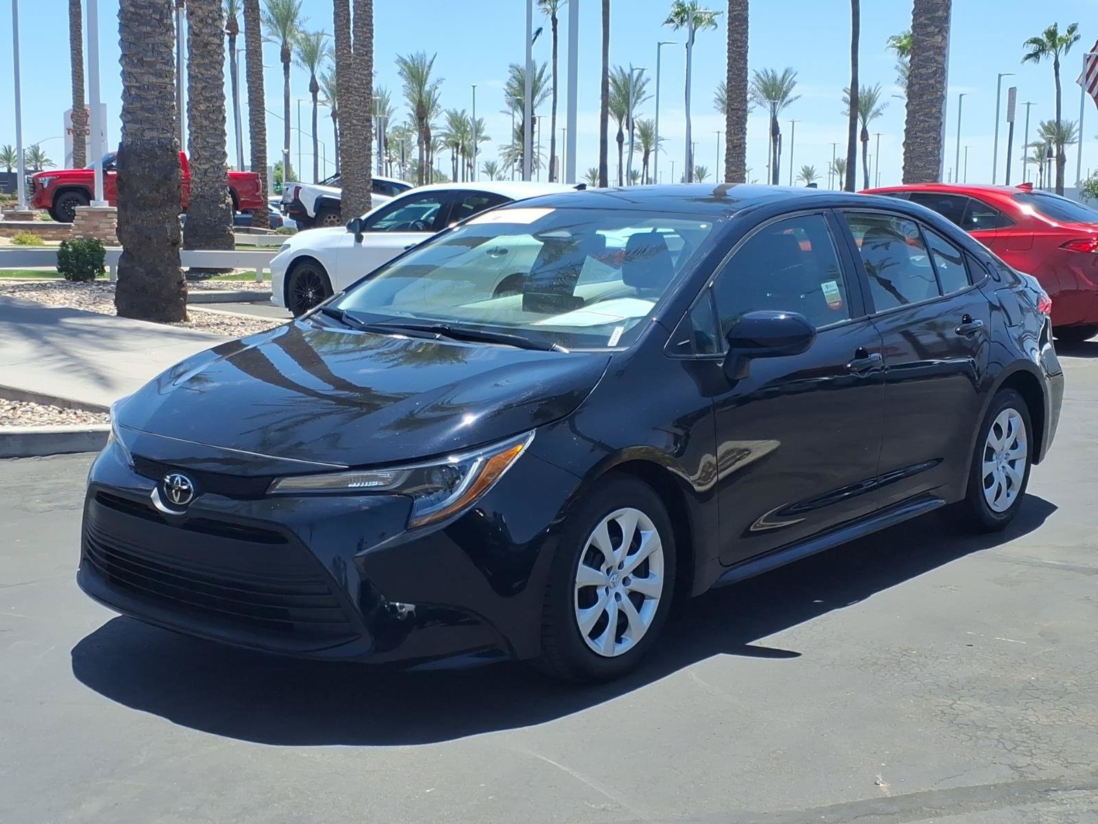 Certified 2025 Toyota Corolla LE FWD image 8