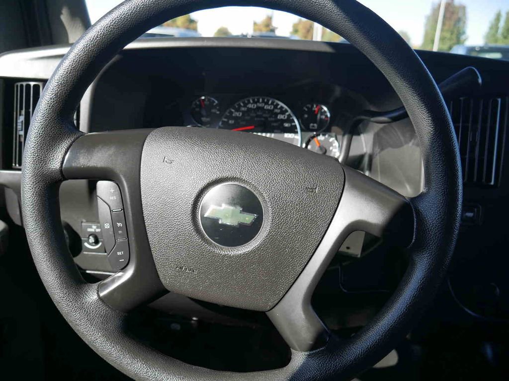 Used 2013 Chevrolet Express 1500 LS image 28