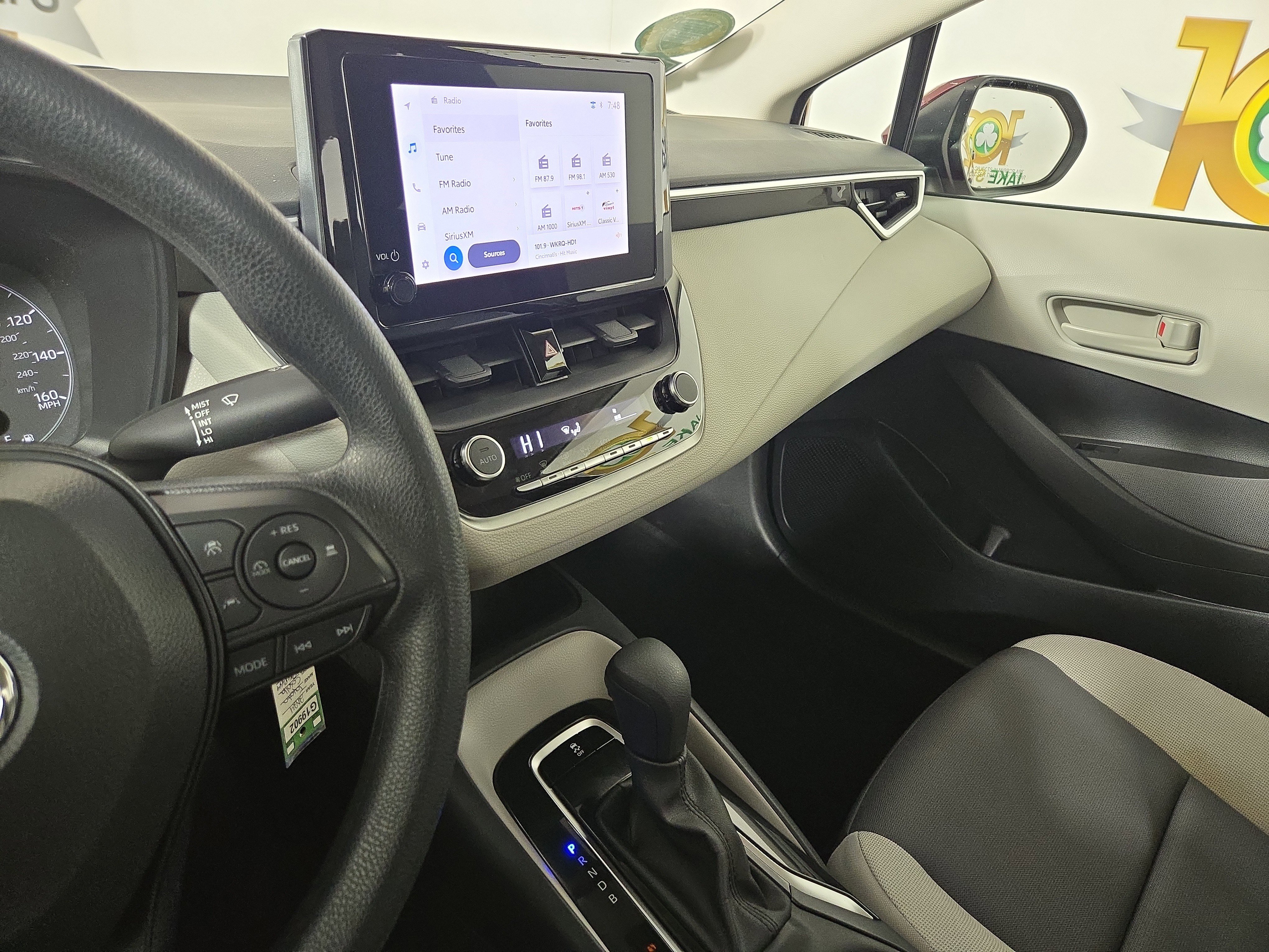 Used 2024 Toyota Corolla LE image 23