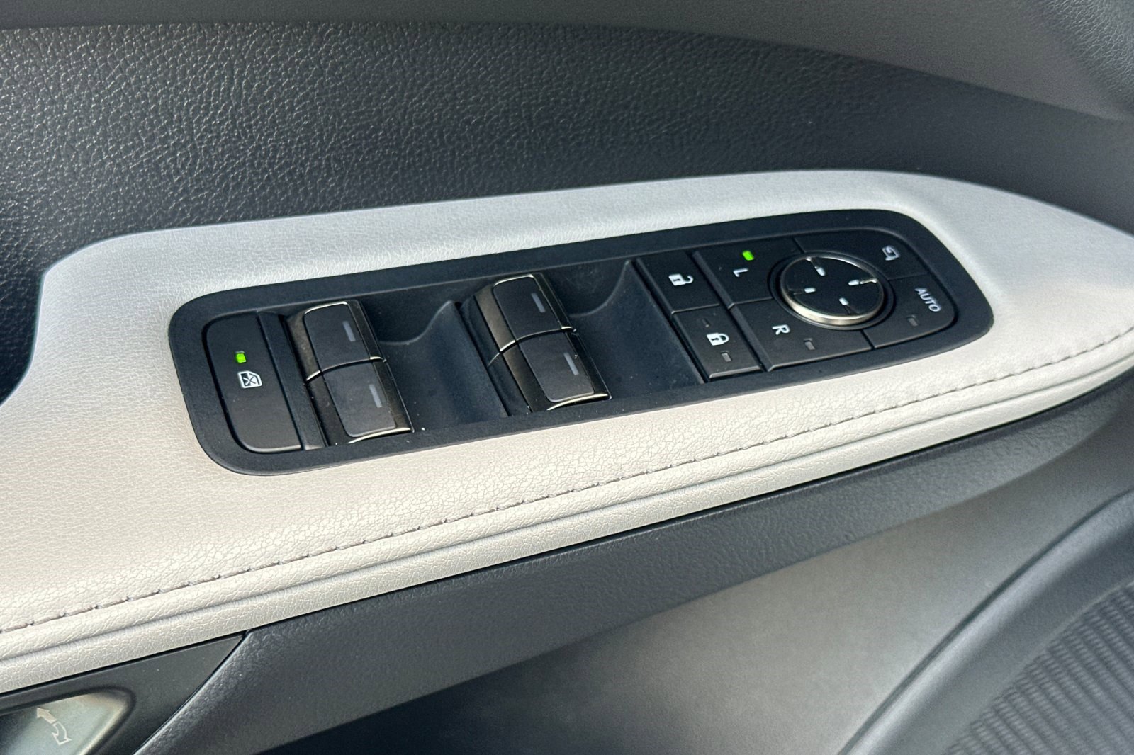 Used 2026 Lexus RX 350h w/ Convenience Package AWD/4WD image 13