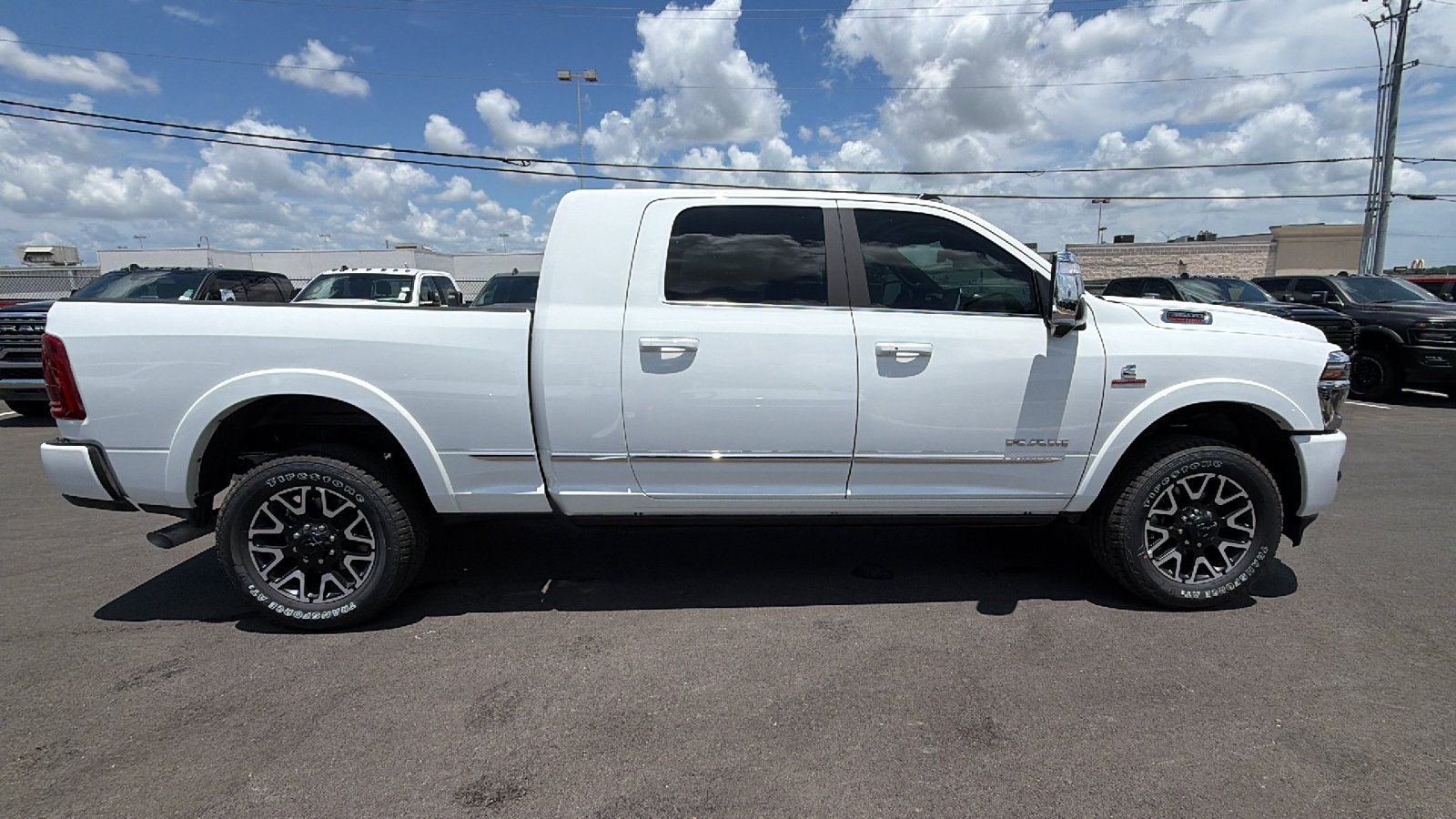 Certified 2026 RAM 3500 Limited AWD/4WD image 4