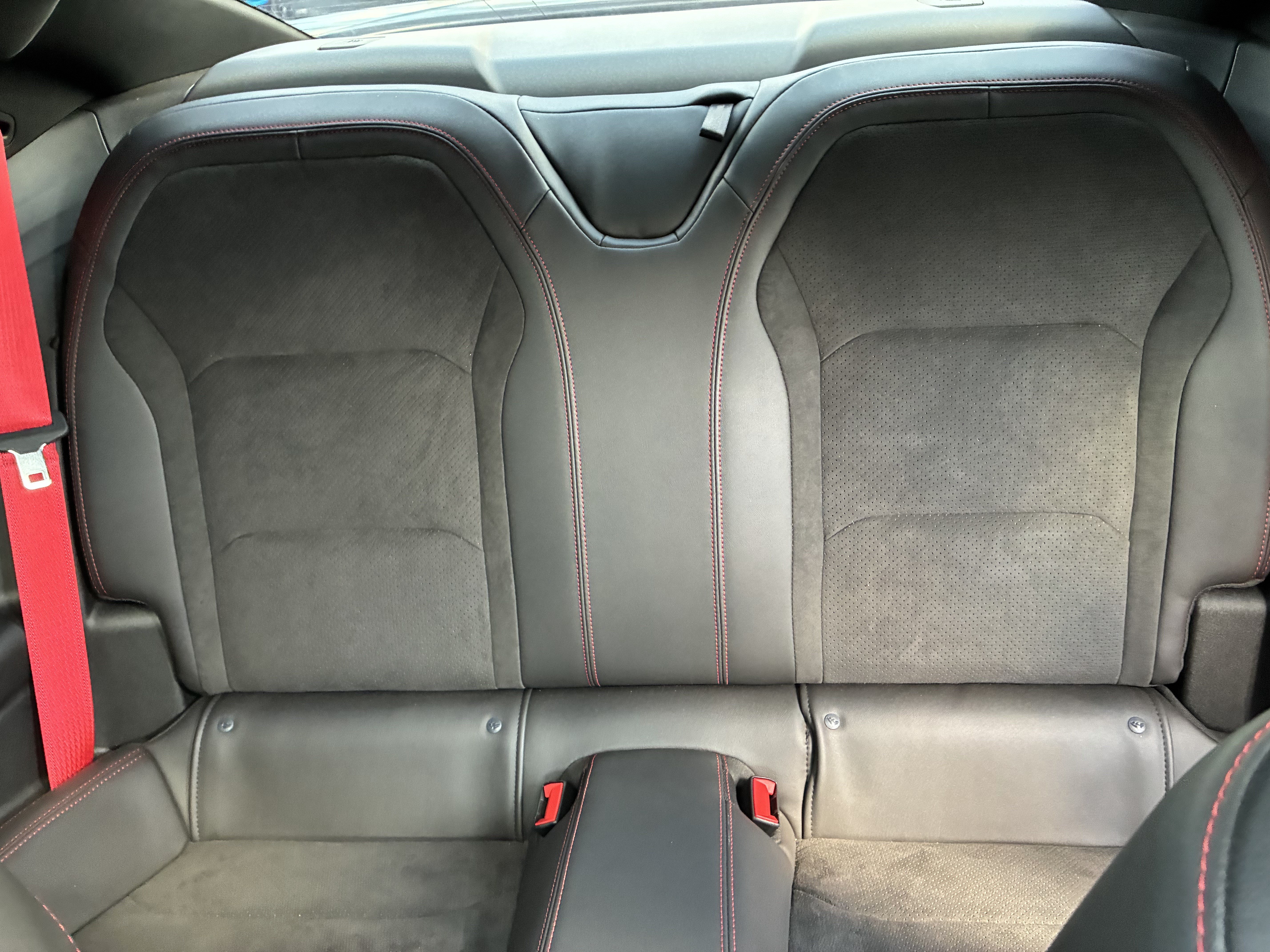 Used 2018 Chevrolet Camaro ZL1 RWD image 35