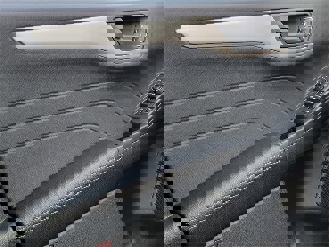 Certified 2022 Ford Escape SE image 37