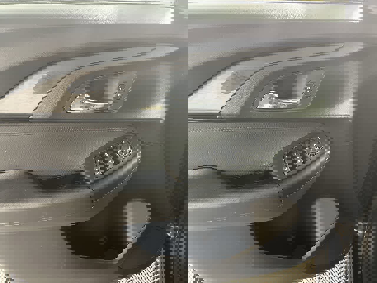 Used 2022 Chevrolet TrailBlazer RS image 13