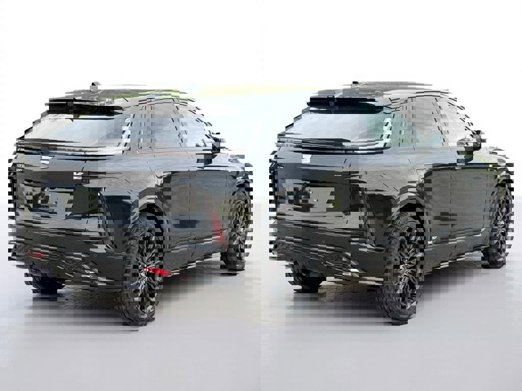 New 2026 Cadillac Lyriq V w/ Exterior Carbon Fiber Package image 14