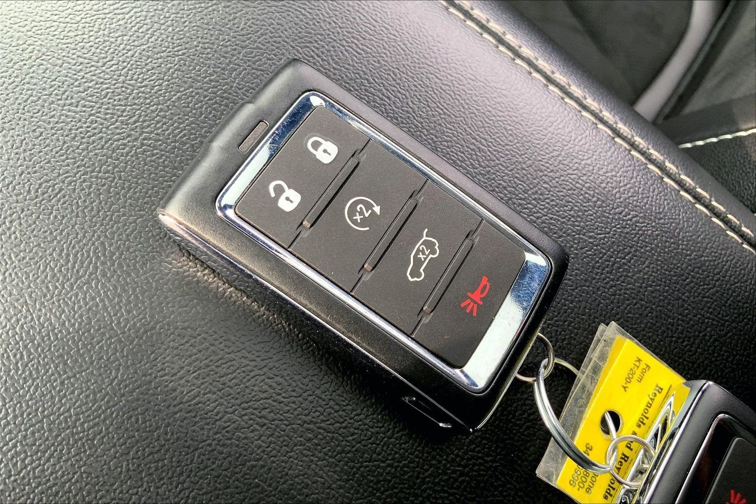 Certified 2025 Jeep Grand Cherokee Altitude image 13